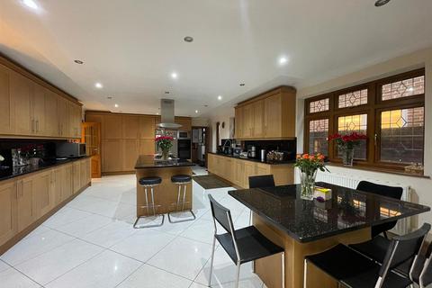 undefined, Manor Road, Chigwell IG7