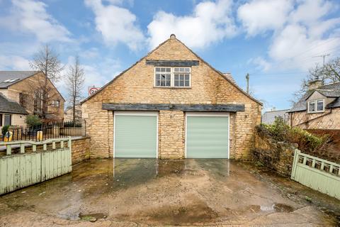 5 bedroom detached house for sale, Church Road, Ketton