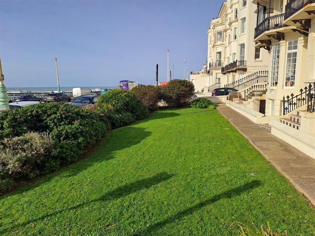 Front communal garden.jpg