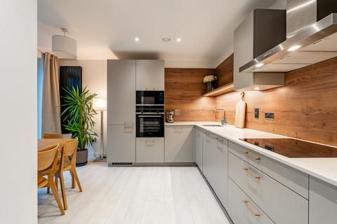 2 bedroom flat for sale, Flat 11, 3, Shoemakers Square, Old Town, Edinburgh, EH8 8FW