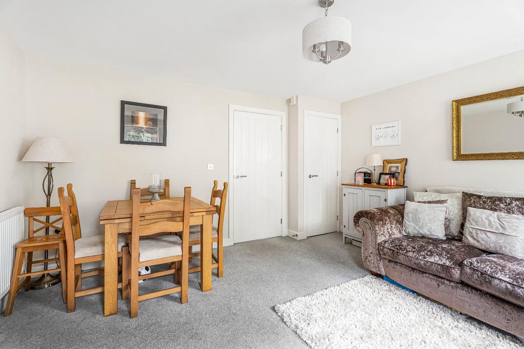 Sitting/Dining Room