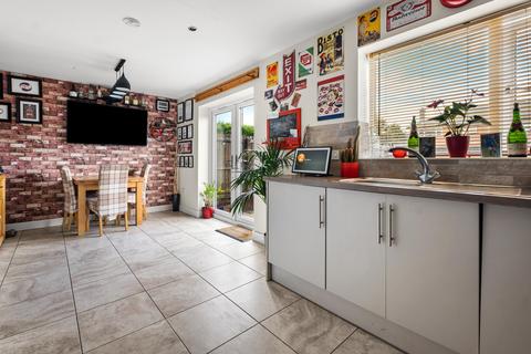 3 bedroom detached house for sale, New Road, Bromsgrove B60 2LH