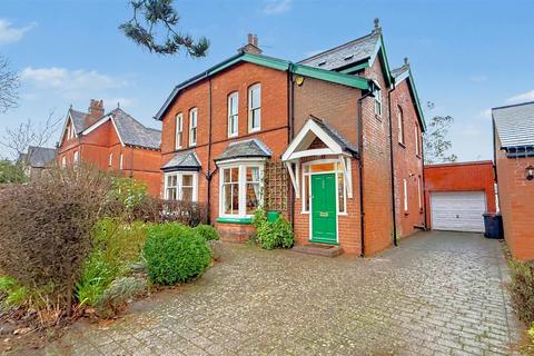 3 bedroom semi-detached house for sale, Mary Vale Road, Birmingham B30