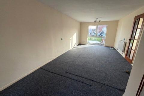 3 bedroom terraced house to rent, Croft Pool, Warwickshire CV12
