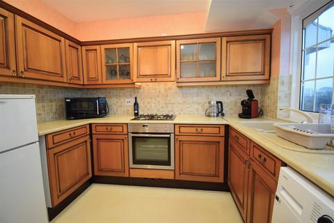 2 bedroom apartment for sale, Rockcliffe, South Shields