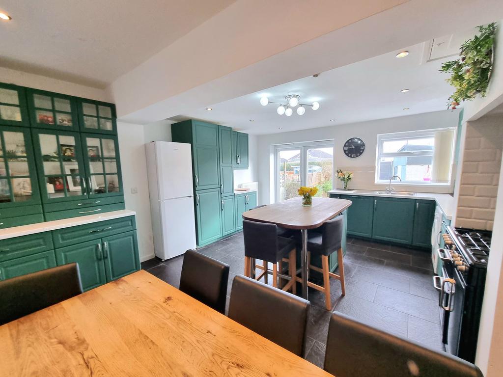 Kitchen/Family Room