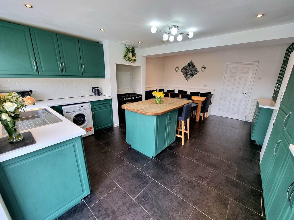Kitchen/Family Room