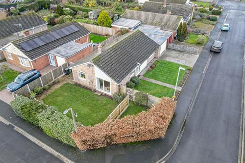 3 bedroom detached bungalow for sale, Charnwood Close, Worcester