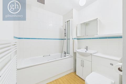 undefined, Milton Road, Uxbridge UB10