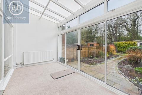 undefined, Milton Road, Uxbridge UB10