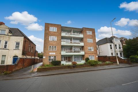 2 bedroom apartment for sale, Radnor Park Road, Folkestone CT19