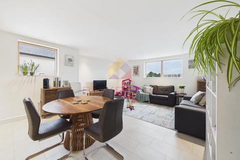 2 bedroom apartment for sale, Point Chase, Colchester CO6