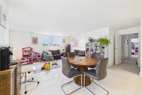 2 bedroom apartment for sale, Point Chase, Colchester CO6
