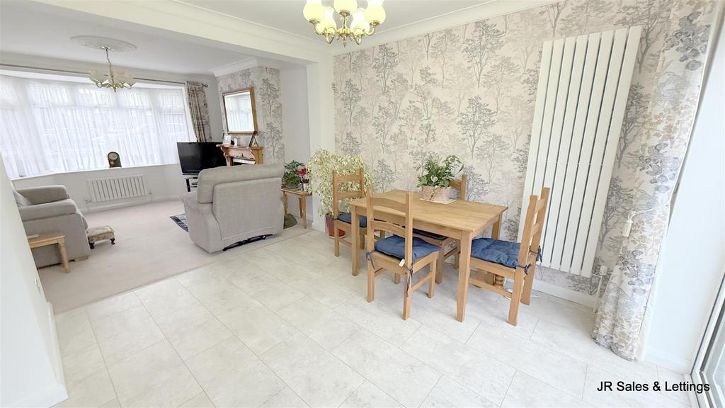 Through Lounge/Dining Room