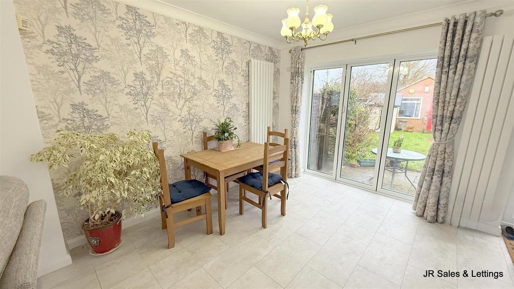 Through Lounge/Dining Room
