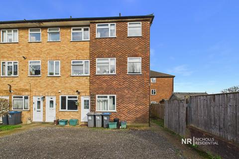 undefined, May Close, Chessington, Surrey. KT9
