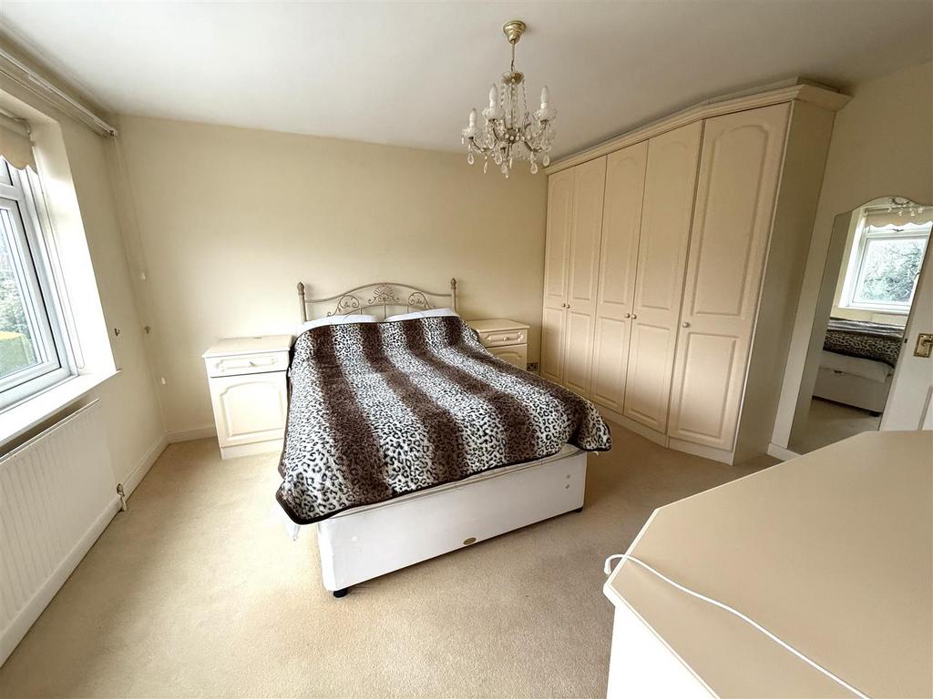 17 hcr bed 4.jpeg