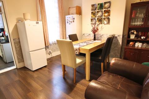 3 bedroom terraced house for sale, Derby Road, Northampton NN1