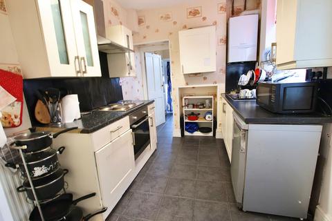 3 bedroom terraced house for sale, Derby Road, Northampton NN1