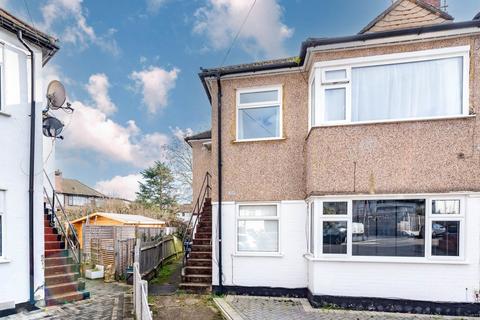 2 bedroom maisonette for sale, Rosebery Close, Morden