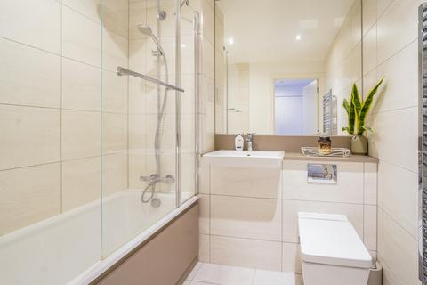 2 bedroom flat to rent, 290 Camberwell Road London SE5
