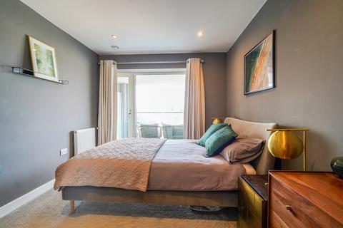 2 bedroom flat to rent, 290 Camberwell Road London SE5
