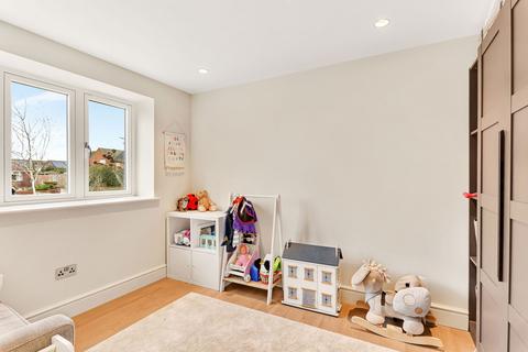 4 bedroom semi-detached house for sale, Bedford Road, Bedford MK45