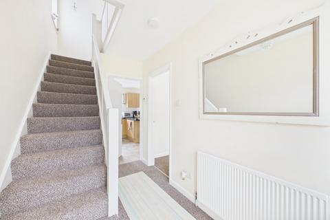 3 bedroom semi-detached house to rent, Davin Crescent, Bristol BS20
