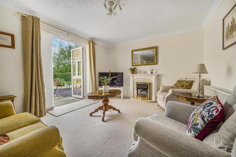 undefined, Palmyra Court, West Cross, Swansea
