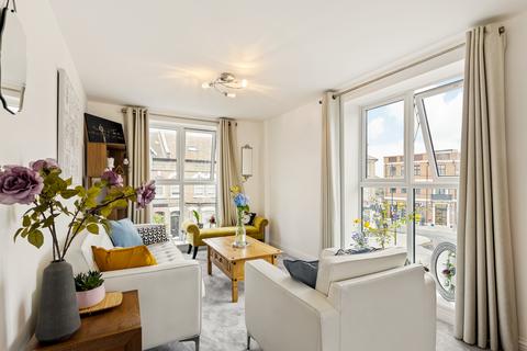 2 bedroom flat to rent, Suffolk Road, South Norwood