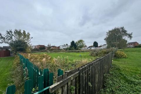 undefined, Tennis Avenue, Bradford BD4