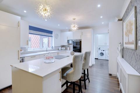 4 bedroom detached bungalow for sale, Briscoe Road, Rainham RM13