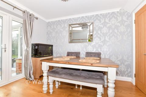 3 bedroom end of terrace house for sale, Stratford Drive, Maidstone, Kent