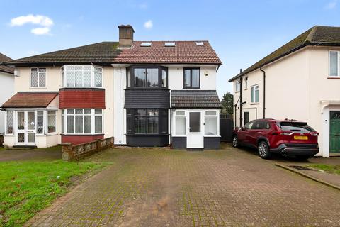 4 bedroom semi-detached house for sale, Harcourt Avenue, Edgware, HA8