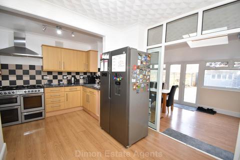 3 bedroom end of terrace house for sale, Grange Crescent, Gosport