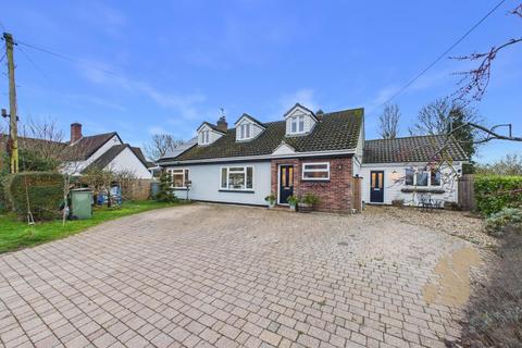 undefined, Cross End, Pebmarsh