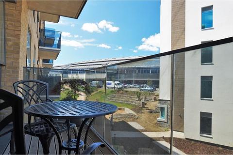 2 bedroom flat to rent, Fleet Street, Brighton
