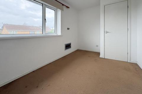 2 bedroom semi-detached house to rent, Fairview Close, Cardiff CF3