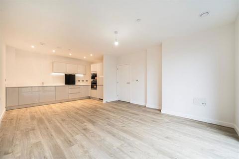 2 bedroom flat to rent, Vousden Grove, London SE28