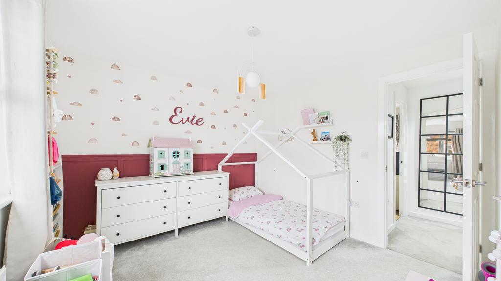 Bedroom 2 (2)