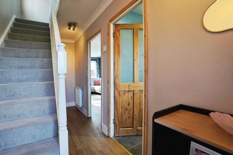 3 bedroom detached house for sale, Rayner Way, Halstead CO9