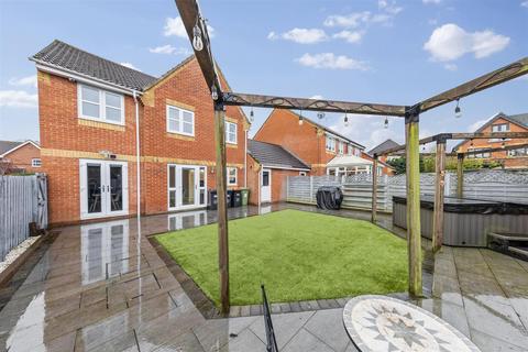 5 bedroom house for sale, Portishead Drive, Milton Keynes MK4
