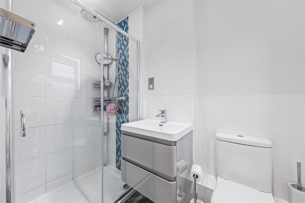 10 Portishead Dr Web25.jpg