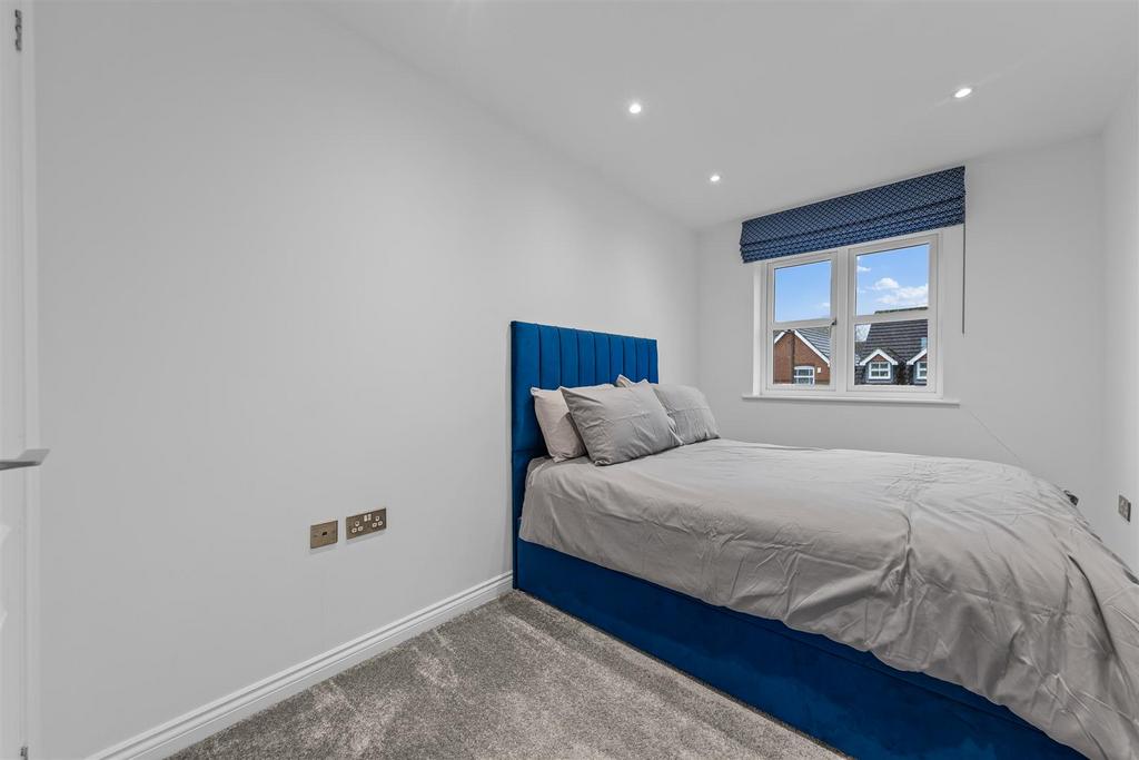 10 Portishead Dr Web30.jpg