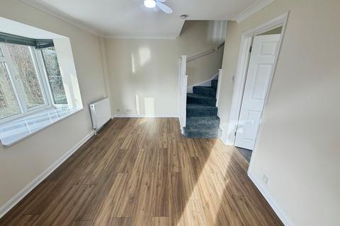 undefined, Petersfield Close, Basingstoke RG24