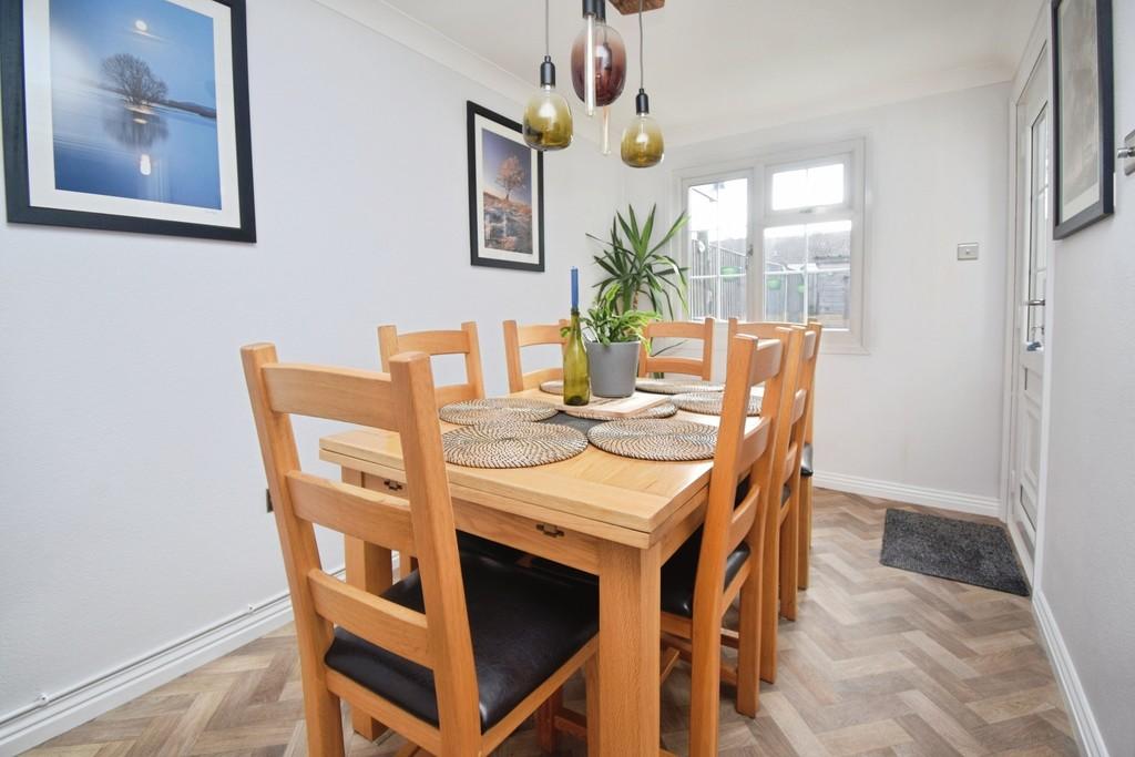 Dining Room (1)