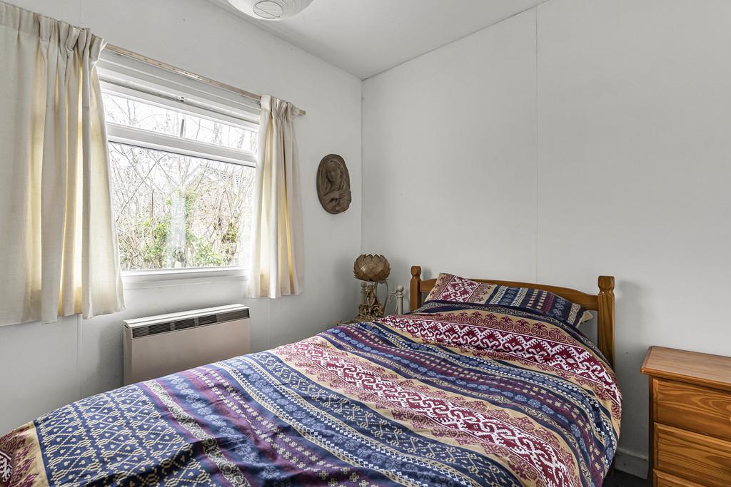 Bedroom (2)