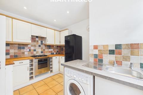 2 bedroom semi-detached house to rent, Thorpe Lea Road, Egham TW20