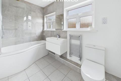 2 bedroom semi-detached house to rent, Thorpe Lea Road, Egham TW20