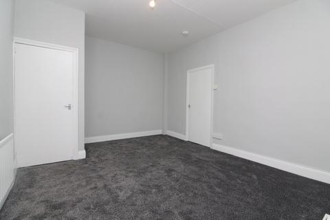 3 bedroom terraced house to rent, Angus Street, Peterlee